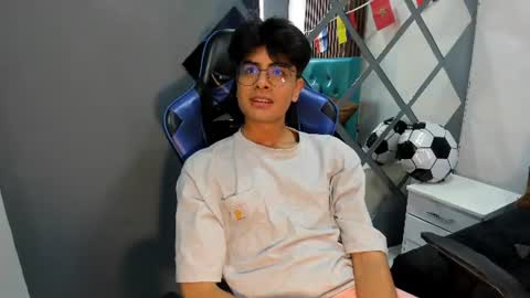 Miks online show from July 8, 2:32 pm