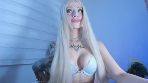 Emily williams    online show from August 11, 3:58 pm
