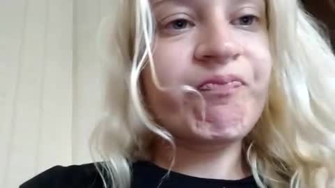 Mila 420 online show from August 2, 6:42 am