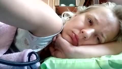 Mila 420 online show from August 12, 2:30 pm