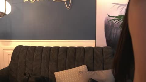 Mila and Nia  online show from April 1, 10:46 am