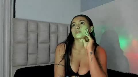mila_bigboobs online show from April 8, 10:03 am