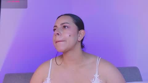 mila  online show from August 4, 2:08 am