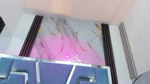 mila_clum online show from August 14, 3:15 pm