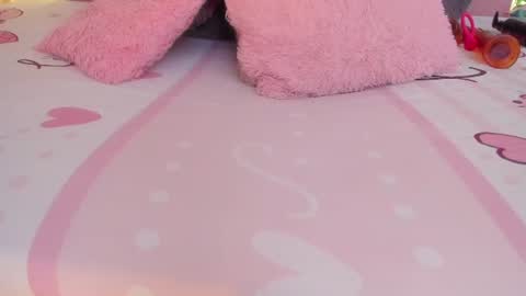mila_grace_ online show from August 11, 6:32 pm