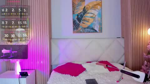 mila_hank online show from May 25, 7:15 pm