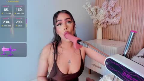mila_hank online show from June 4, 2:54 pm