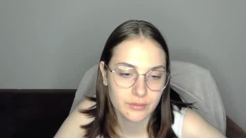 mila_keyy online show from May 10, 8:11 pm