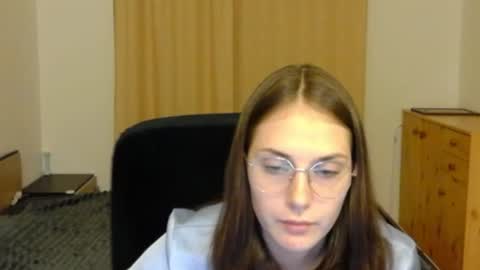 mila_keyy online show from July 13, 9:42 pm