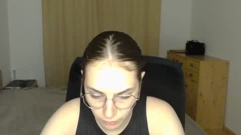 mila_keyy online show from August 2, 8:38 pm