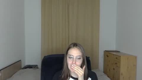 mila_keyy online show from August 15, 8:13 pm