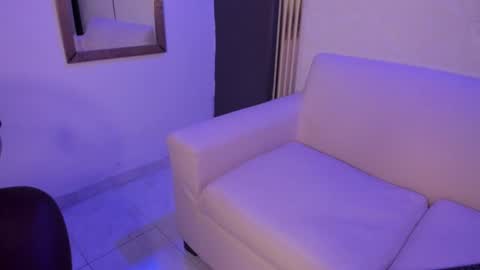 mila_koopeer online show from August 3, 8:27 pm
