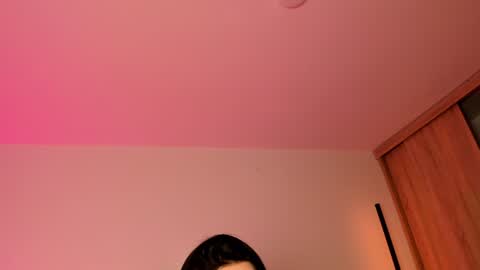 MILA CUTE online show from August 15, 5:00 am