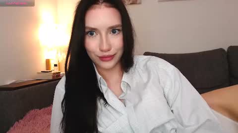 mila nowak online show from August 30, 6:52 pm