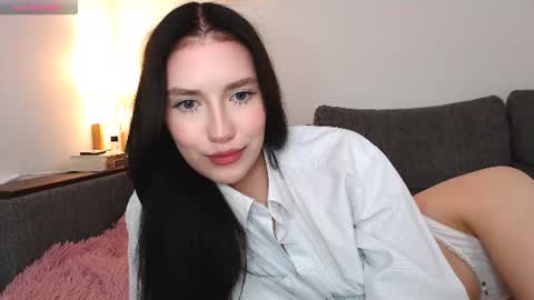 mila nowak online show from August 30, 7:58 pm