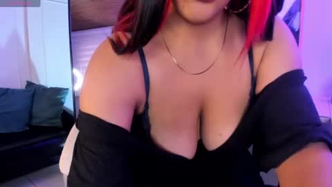 SARA online show from August 11, 7:05 pm