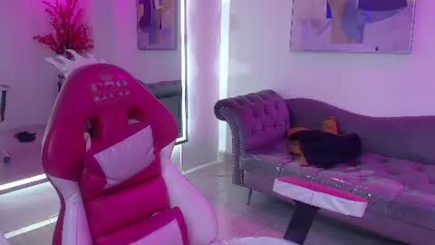 Mila  online show from August 13, 11:08 pm
