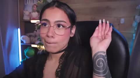 M I L A  online show from August 6, 4:39 pm
