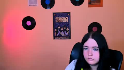 mila_snow1 online show from July 31, 3:07 pm