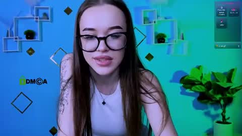 mila_snow1 online show from August 11, 6:54 pm