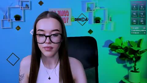 mila_snow1 online show from August 11, 10:12 pm