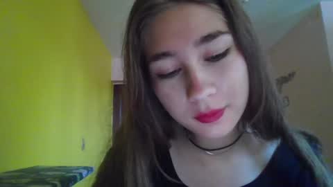 mila_sweettempt online show from August 4, 5:15 am