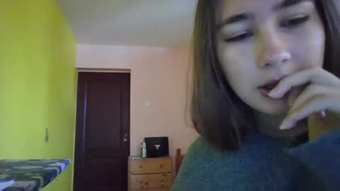 mila_sweettempt online show from August 13, 5:32 am