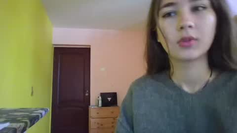 mila_sweettempt online show from August 13, 6:38 am