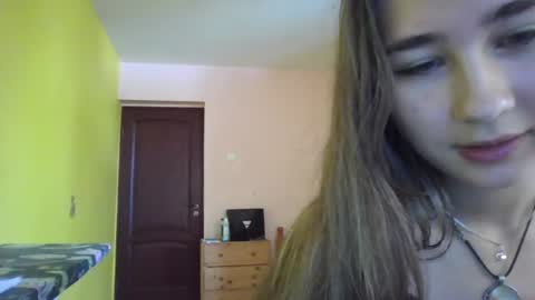 mila_sweettempt online show from August 13, 7:44 am