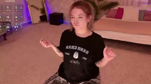 Lisa online show from August 7, 12:43 am