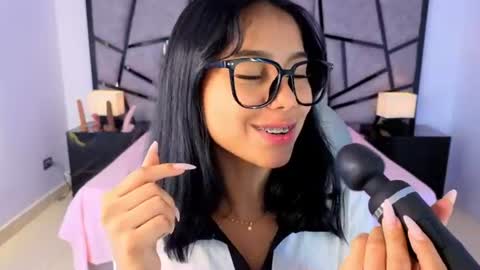 milaa_star online show from August 5, 5:49 am