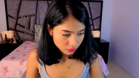 milaa_star online show from August 7, 4:23 am