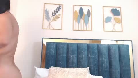 mila online show from August 7, 6:52 pm