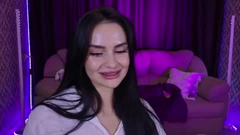 Mila online show from August 1, 10:49 pm