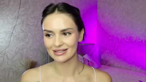 Mila online show from August 4, 6:27 pm