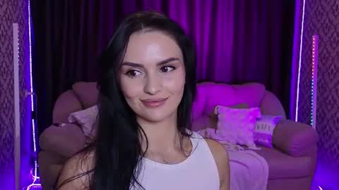 Mila online show from August 6, 3:33 pm