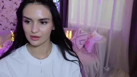 Mila online show from August 8, 3:17 am
