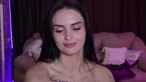 Mila online show from August 11, 5:48 pm