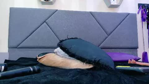 Mila online show from August 2, 1:29 pm