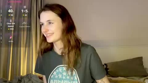 milaelin online show from July 26, 6:57 pm