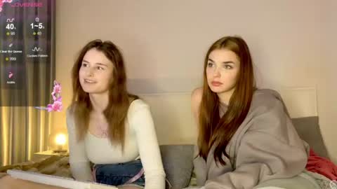 milaelin online show from August 4, 9:12 pm