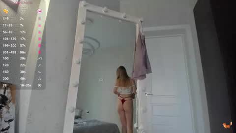 Mila online show from August 7, 2:22 am