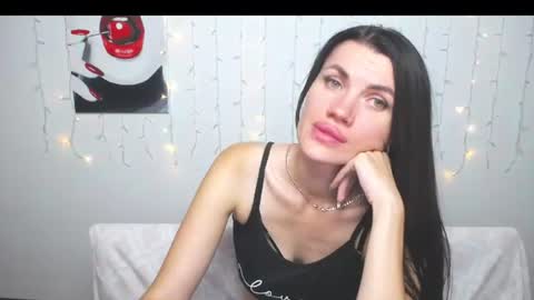 Milaloona online show from August 15, 4:44 pm