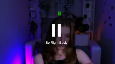 milamiuuu online show from June 22, 11:44 am