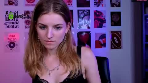 milamiuuu online show from July 13, 3:57 am