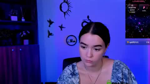 milamiuuu online show from July 25, 8:24 pm