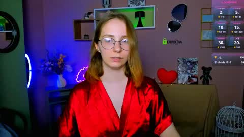 Mila online show from April 3, 1:41 pm