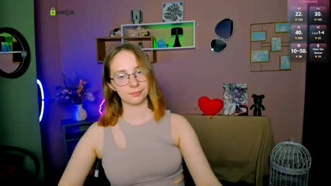 Mila online show from April 3, 4:04 pm