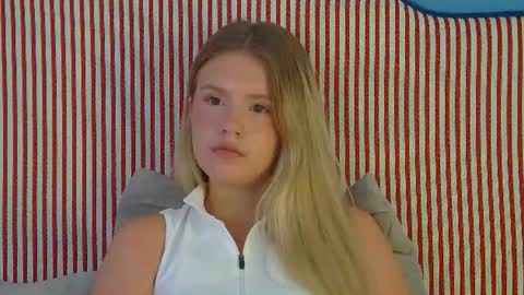 MilanaBalmain online show from August 4, 8:11 am