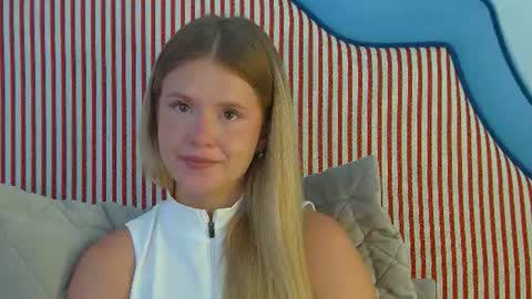 MilanaBalmain online show from August 4, 11:29 am